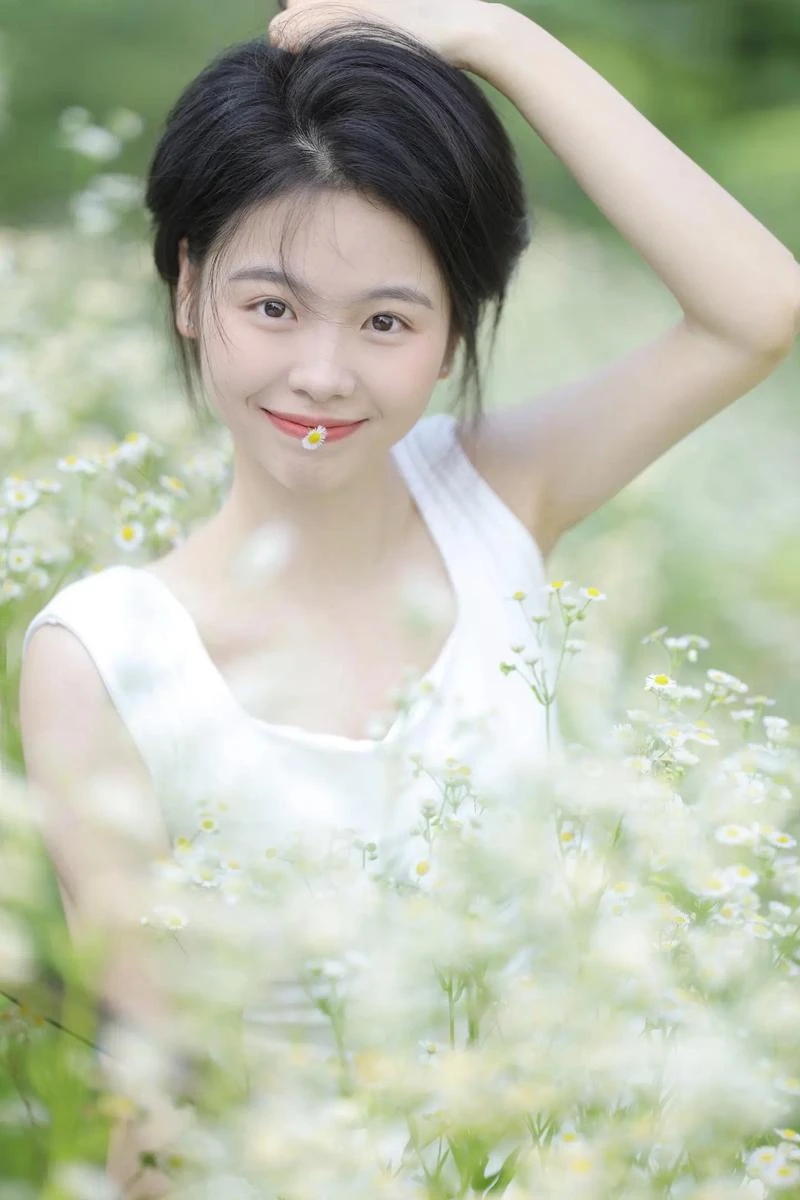 明日皎皎