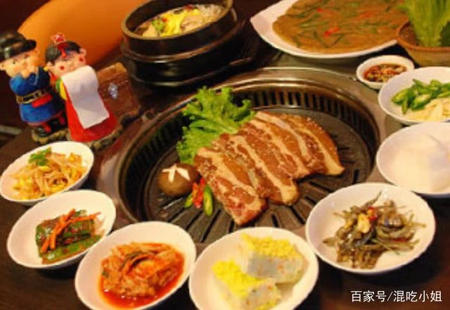 林间一丫枝
