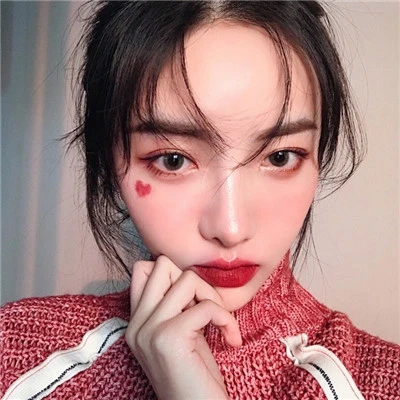 草莓梨涡