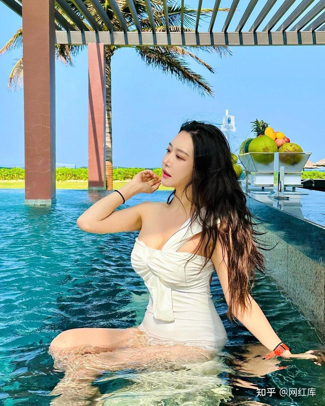 夭甜怡