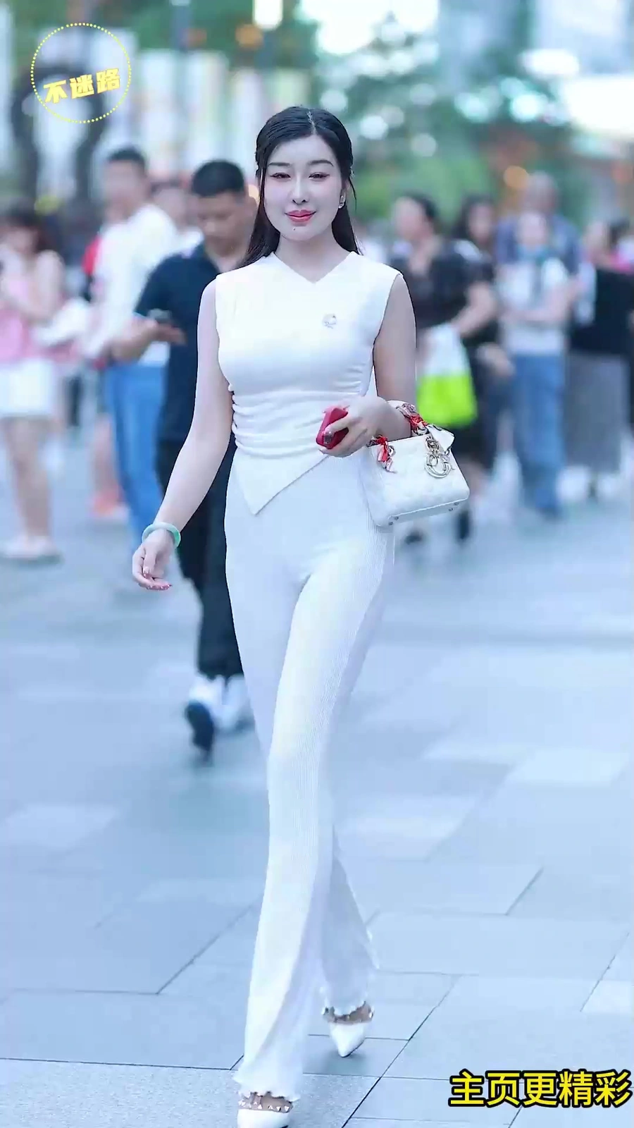 江风迎面