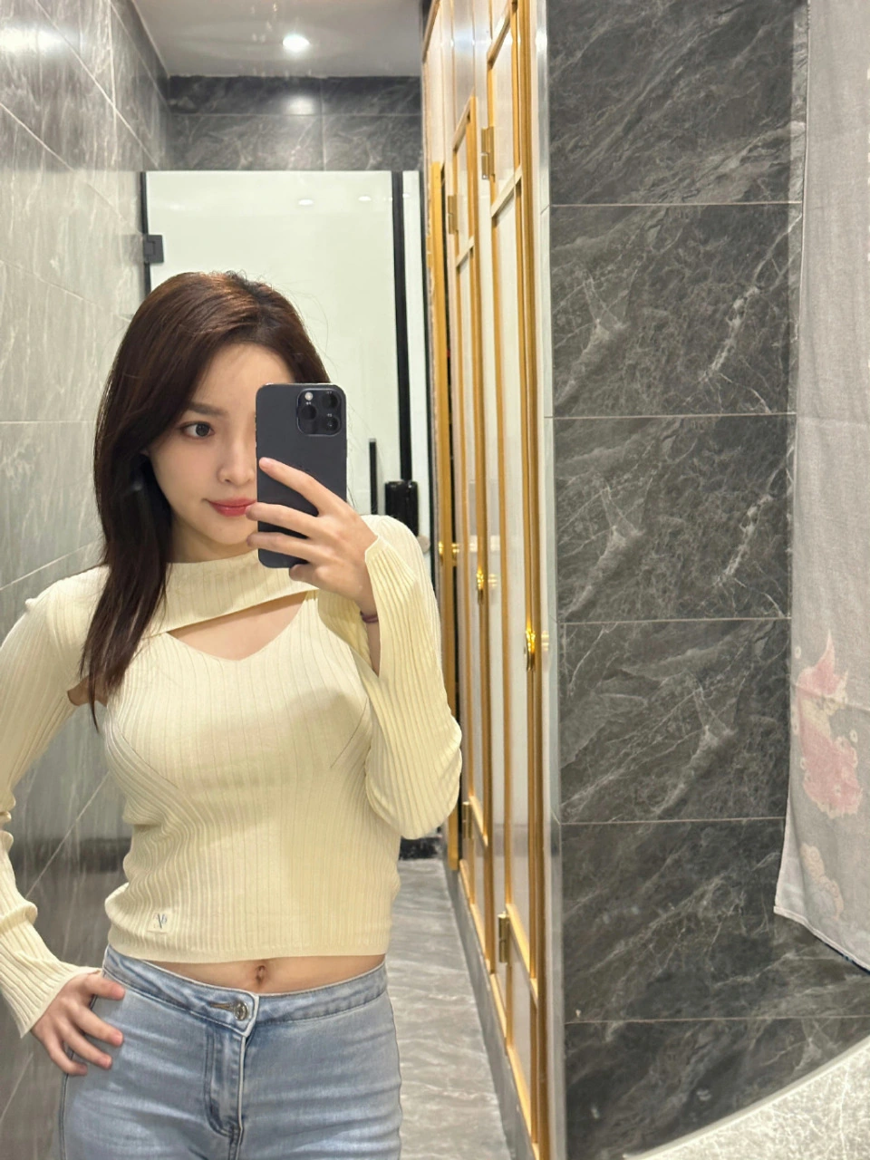 小泡吹泡泡