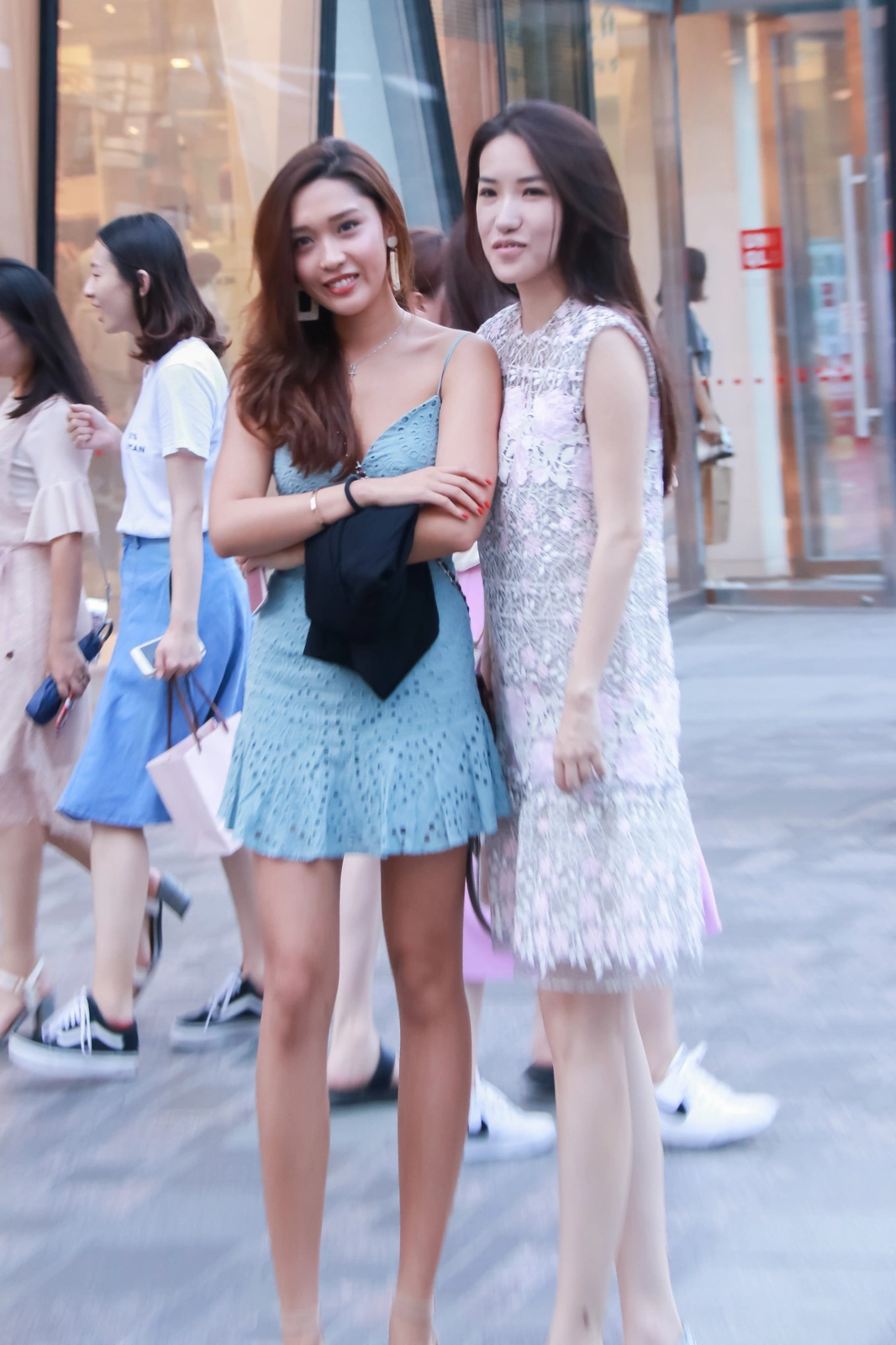 不瞒您说