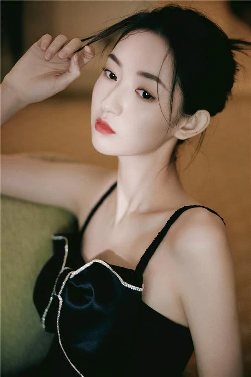 昼茵